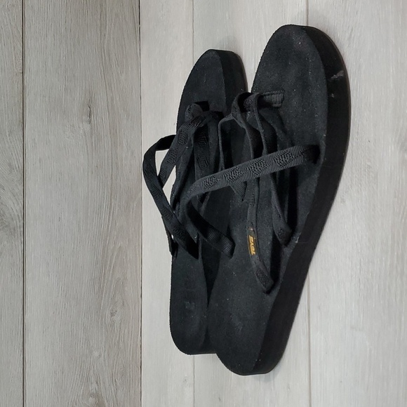 Teva Women Olowahu 6840 Comfort Sandals Flats shoes sz 8 - Picture 2 of 12